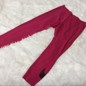 Nike hot pink leggings